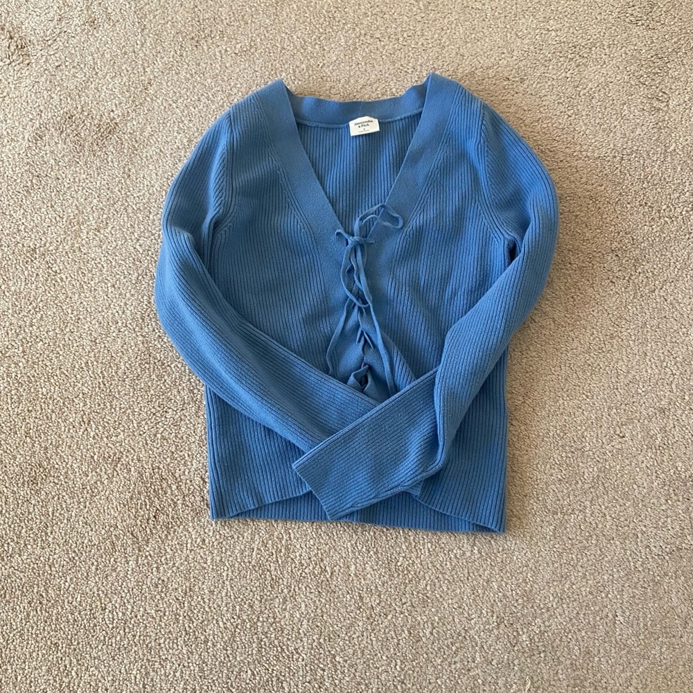 abercrombie blue knit cardigan
